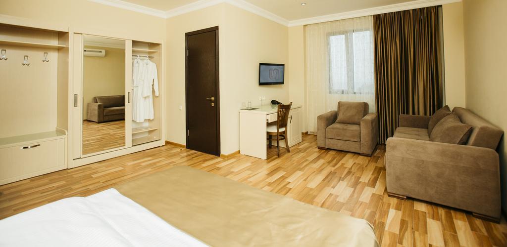 Kobuleti Pearl Of Sea Hotel & Spa Exterior photo